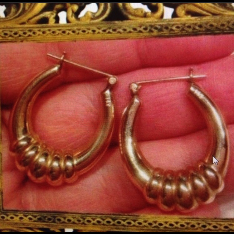 14k Yellow Gold Door Knocker Hoops Earrings